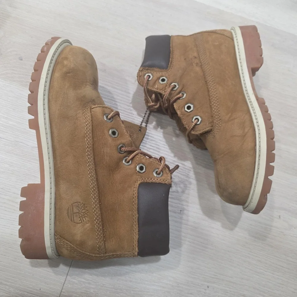 Timberland Waterproof Boots Beige Brown Youth Kid Size‎ 2Y